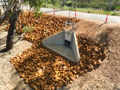 Loxton Sluice Gate Installation